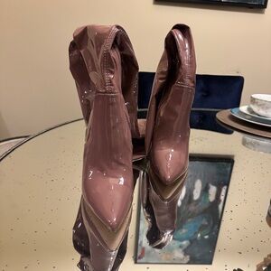 Women's Patent Leather Ankle Boots - Pink